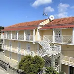 شقة Celestine Apartment, Arillas, Korfu