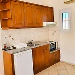 Celestine Apartment, Arillas, Korfu شقة أريلاز