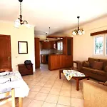 Celestine Apartment, Arillas, Korfu أريلاز