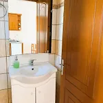 Celestine Apartment, Arillas, Korfu Apartamento *