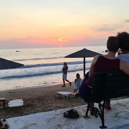 Celestine Apartment, Arillas, Korfu アパート