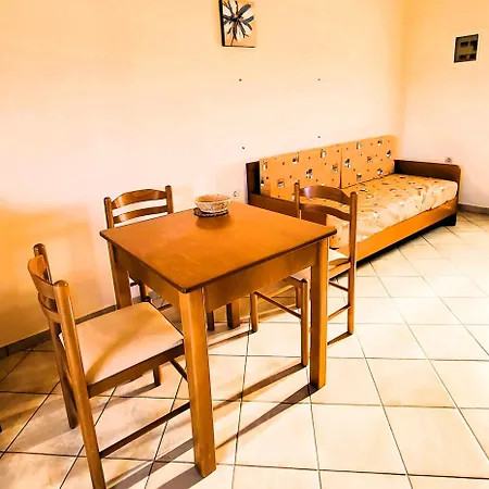 Celestine Apartment, Arillas, Korfu アパート アリラス