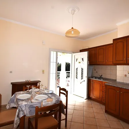 Celestine Apartment, Arillas, Korfu Apartamento