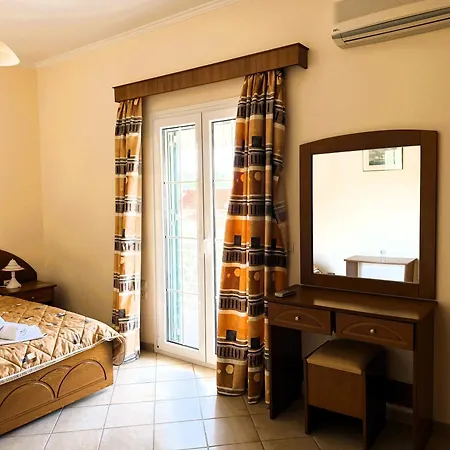 شقة Celestine Apartment, Arillas, Korfu *