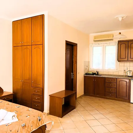Celestine Apartment, Arillas, Korfu Daire *